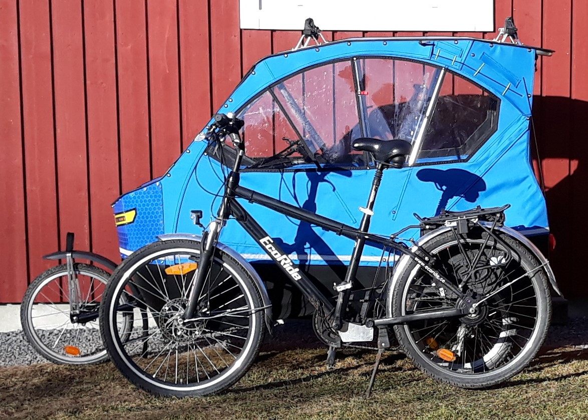 DTrike naast gewone fiets